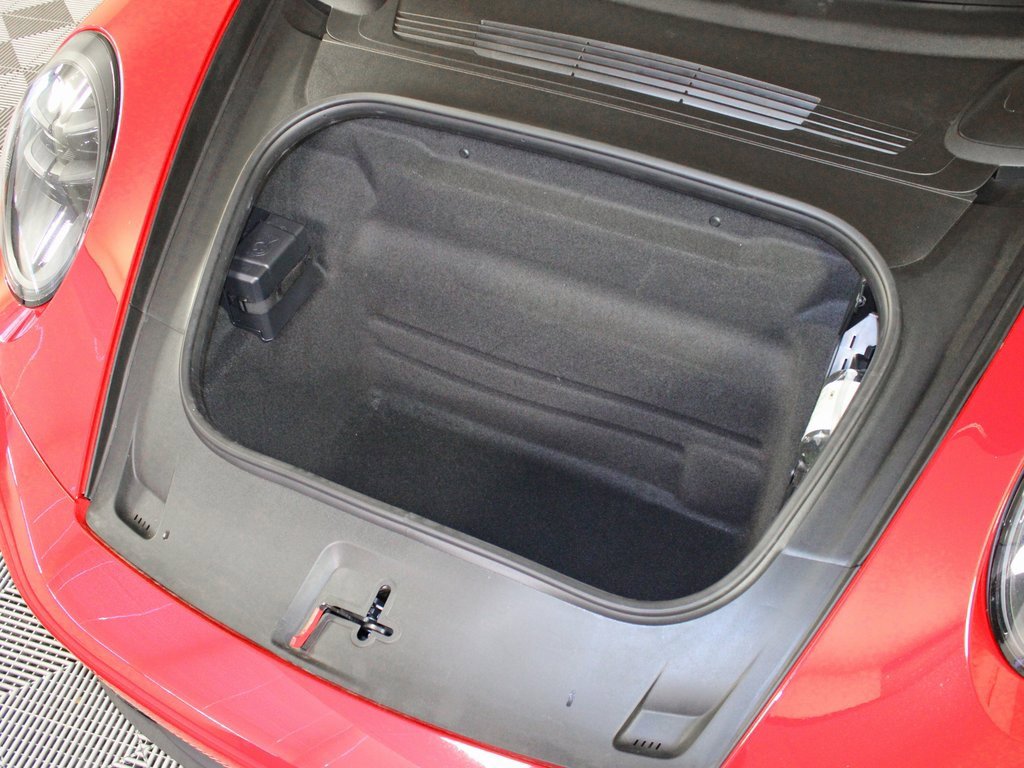 Used 2025 Porsche 911 Carrera 4 GTS image 12