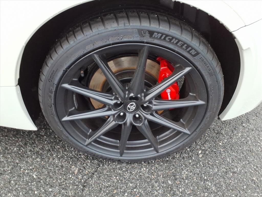 New 2025 Toyota GR86 Premium w/ Performance Package image 8