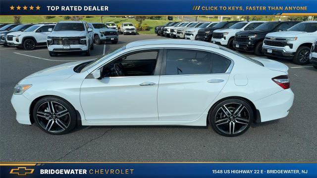 Used 2017 Honda Accord Sport image 6