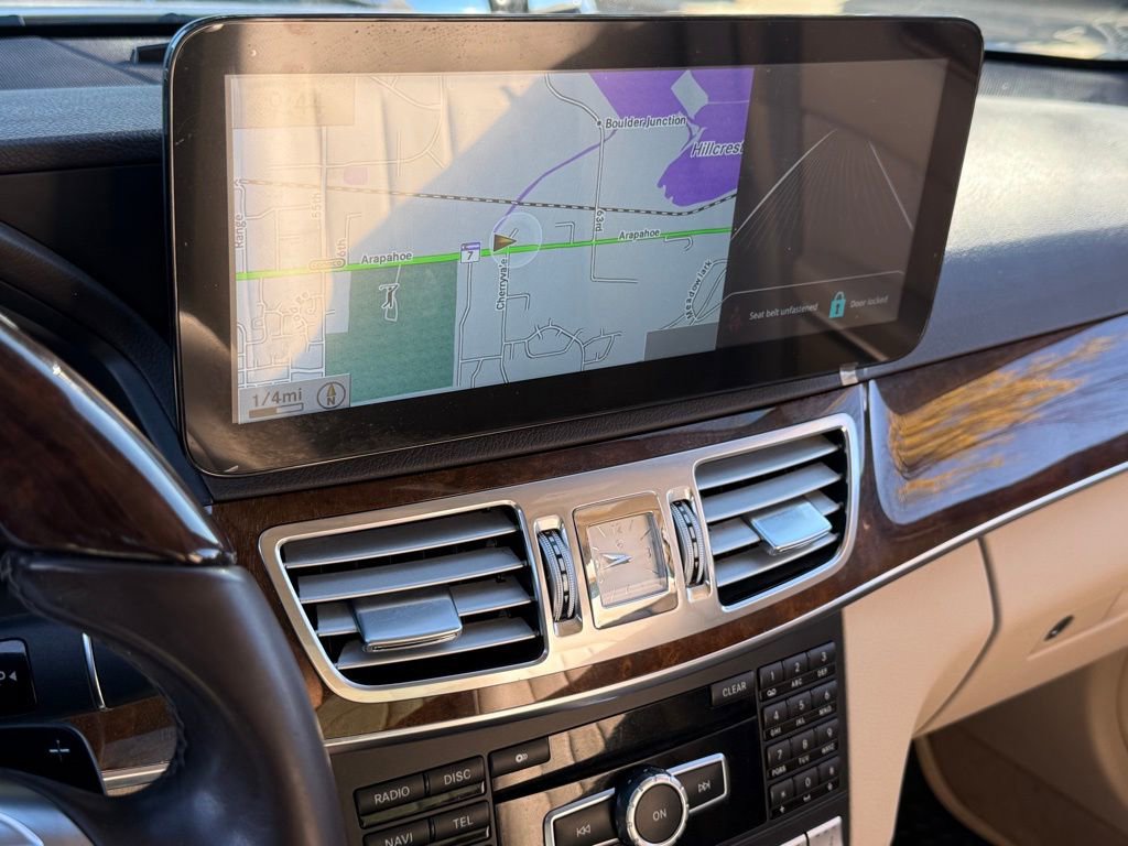 Used 2014 Mercedes-Benz E 550 4MATIC Sedan image 24