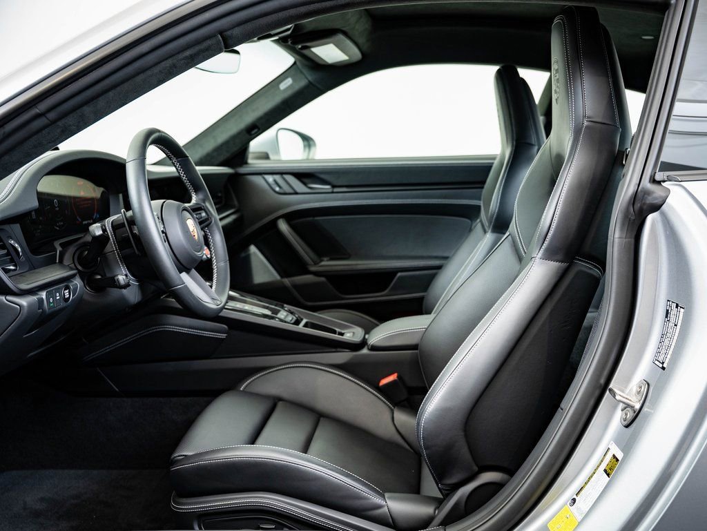 Certified 2025 Porsche 911 Carrera 4 GTS image 5