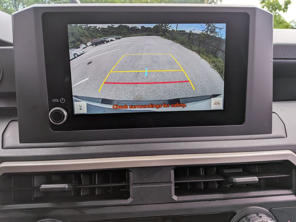 Used 2025 Toyota Tacoma SR w/ Towing Package AWD/4WD image 21