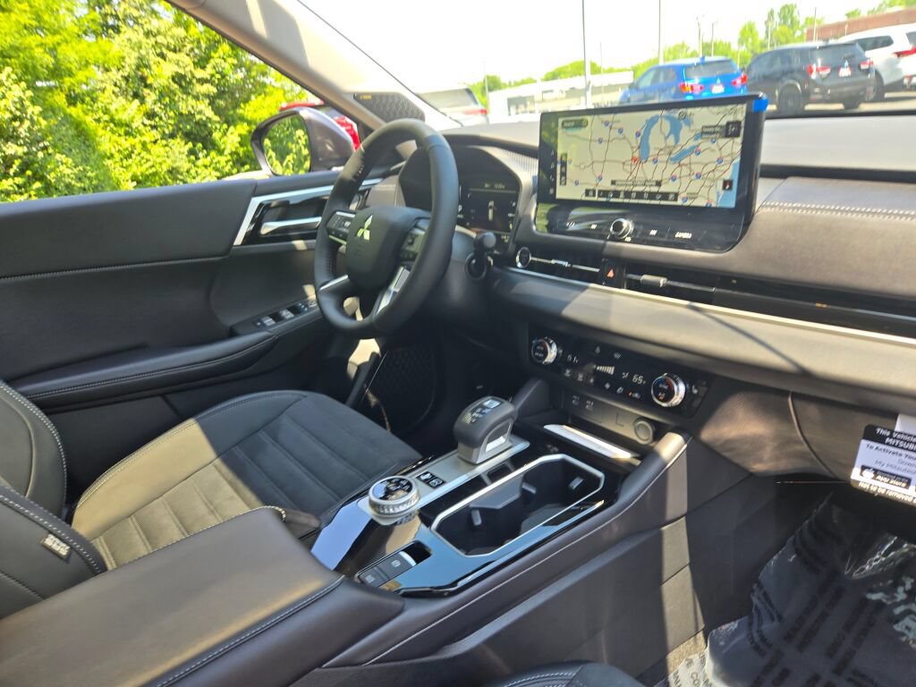 New 2026 Mitsubishi Outlander SE AWD/4WD image 6
