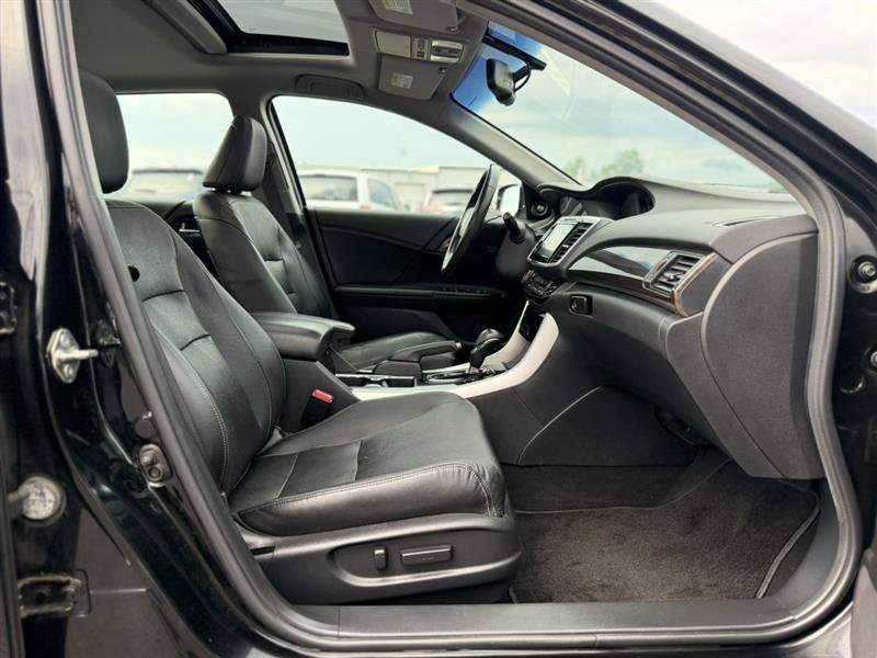 Used 2016 Honda Accord EX-L image 22