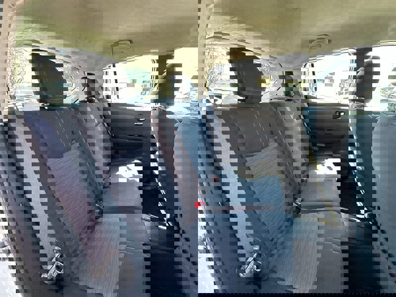 Used 2018 Nissan Leaf SV image 23