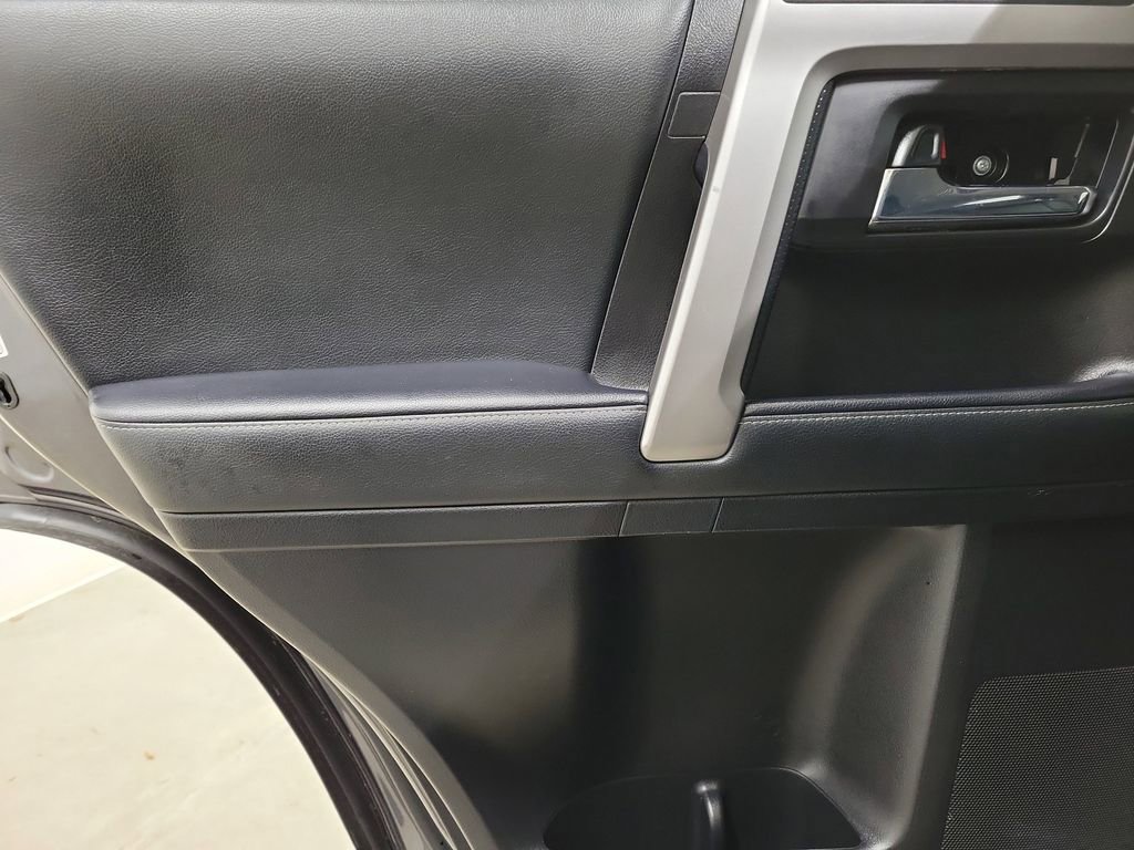 Used 2020 Toyota 4Runner SR5 Premium image 14