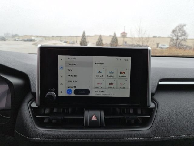 Used 2024 Toyota RAV4 XLE image 23