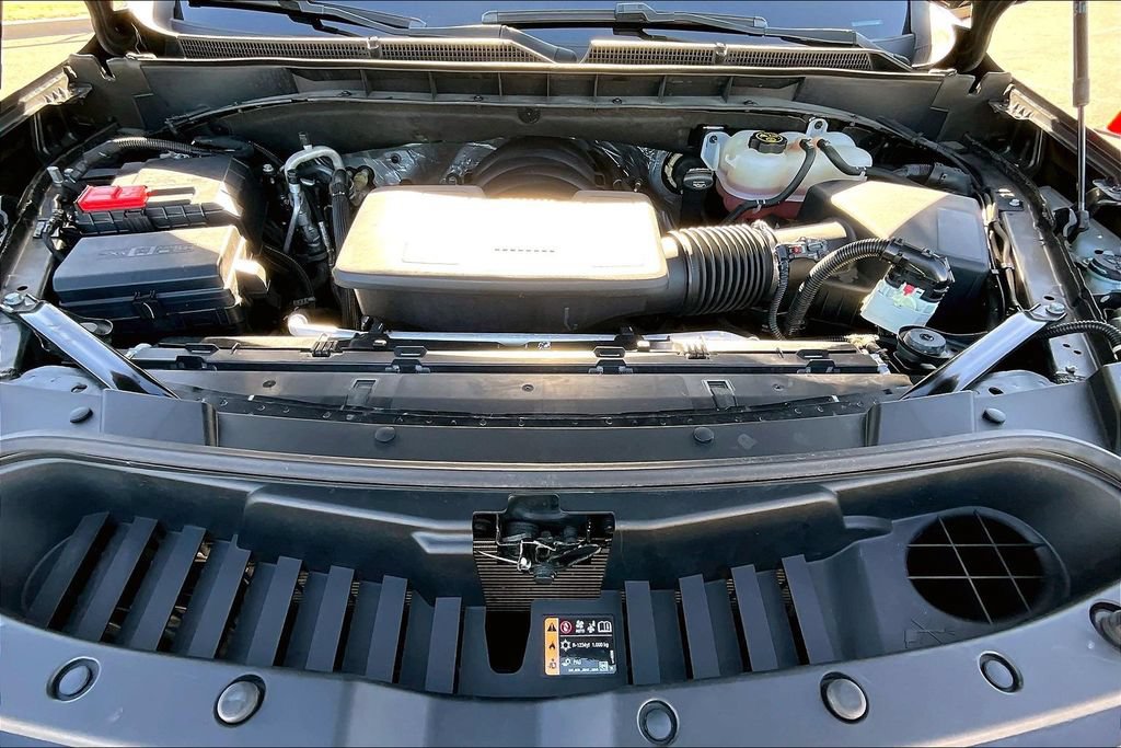 Used 2023 Cadillac Escalade ESV Sport AWD/4WD image 9
