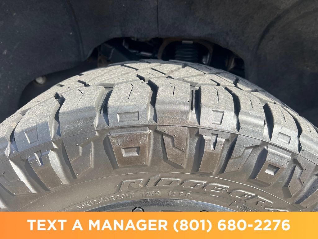 Used 2023 GMC Sierra 3500 Denali w/ Technology Package AWD/4WD image 9
