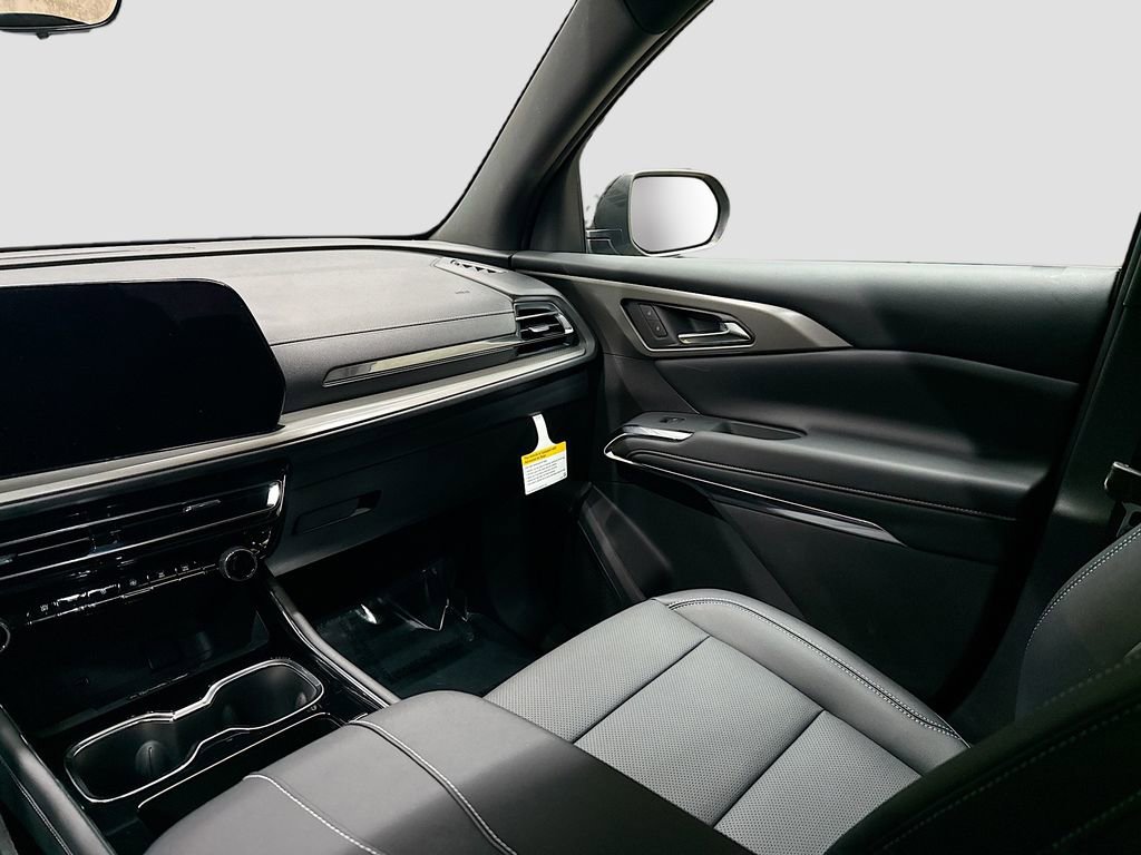 New 2026 Chevrolet Traverse LT w/ Driver Confidence Package image 23