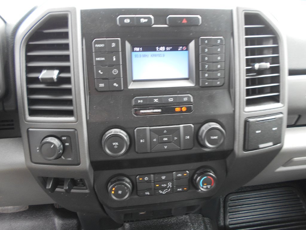 Used 2020 Ford F350 XL w/ STX Appearance Package RWD image 9