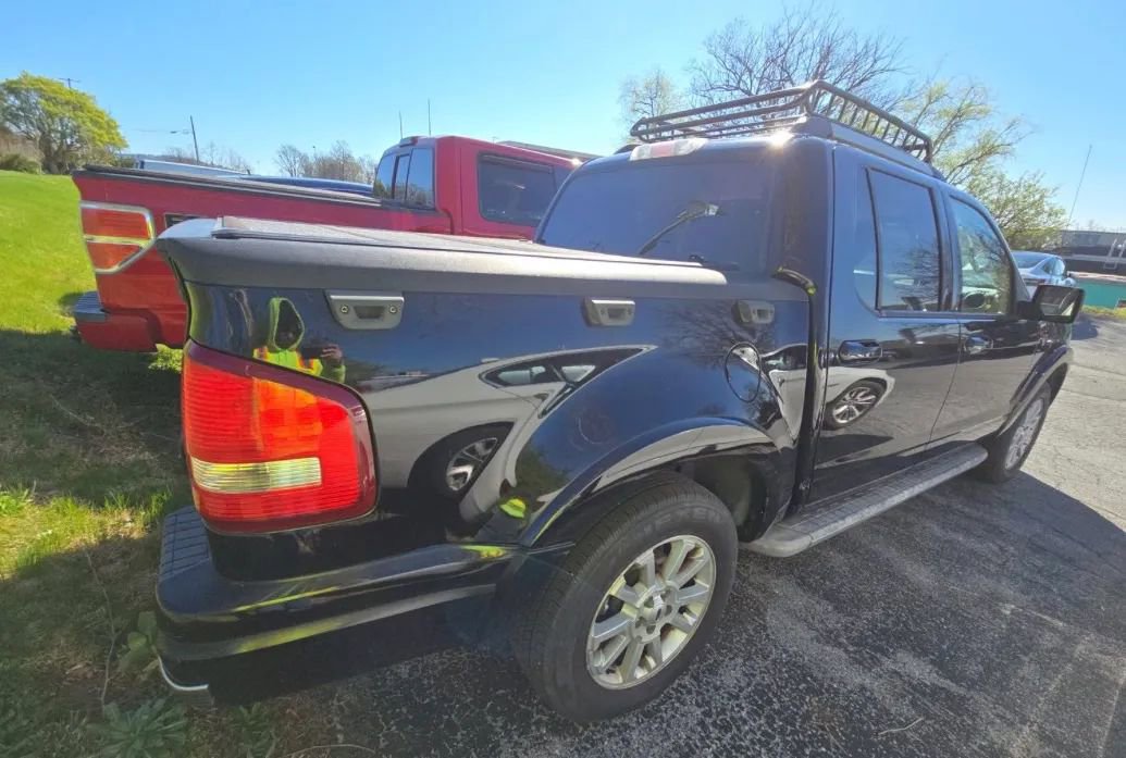Used 2007 Ford Explorer Sport Trac Limited image 2