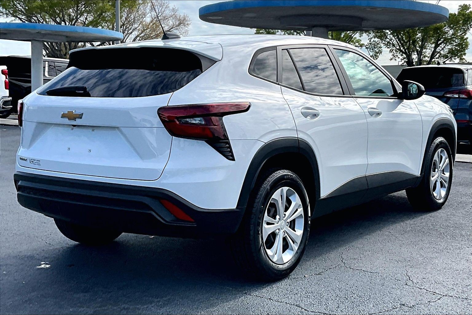 Certified 2024 Chevrolet Trax LS FWD image 4
