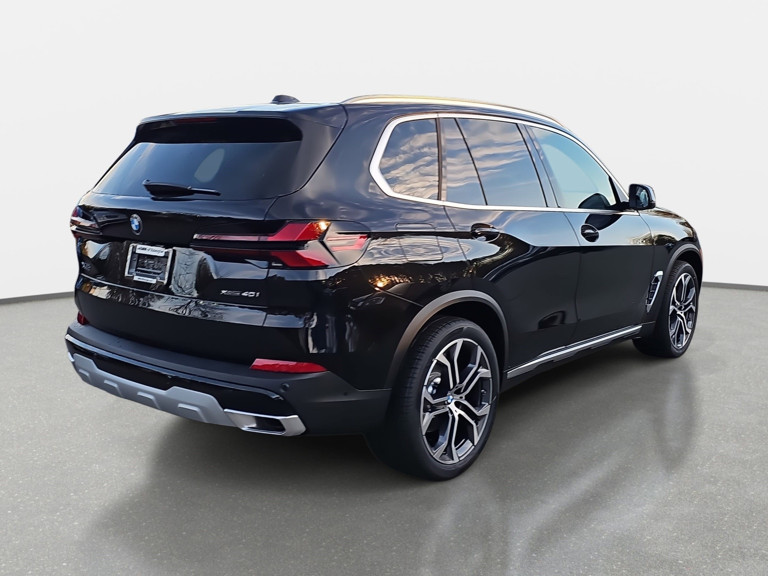 New 2026 BMW X5 xDrive40i w/ Climate Comfort Package image 5