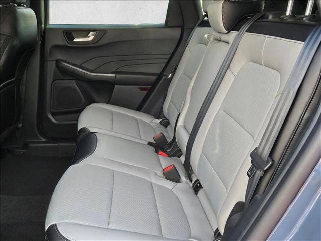 New 2026 Ford Escape SE image 16