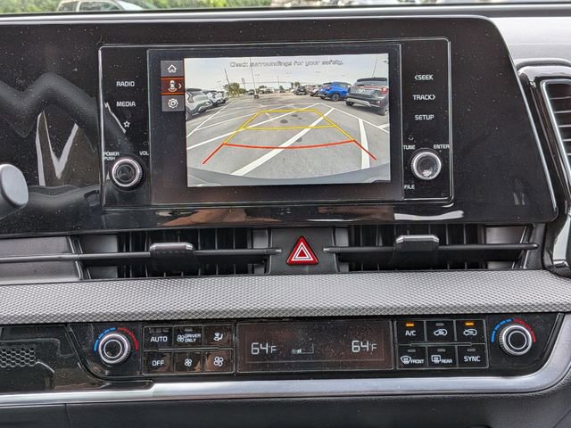 Used 2025 Kia Sportage LX FWD image 17