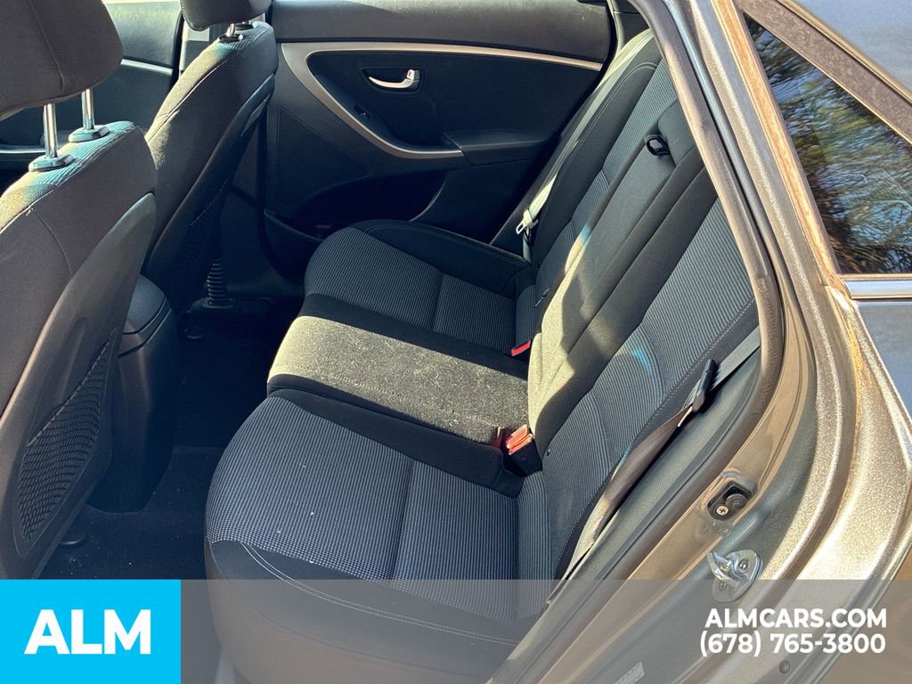 Used 2016 Hyundai Elantra GT image 16