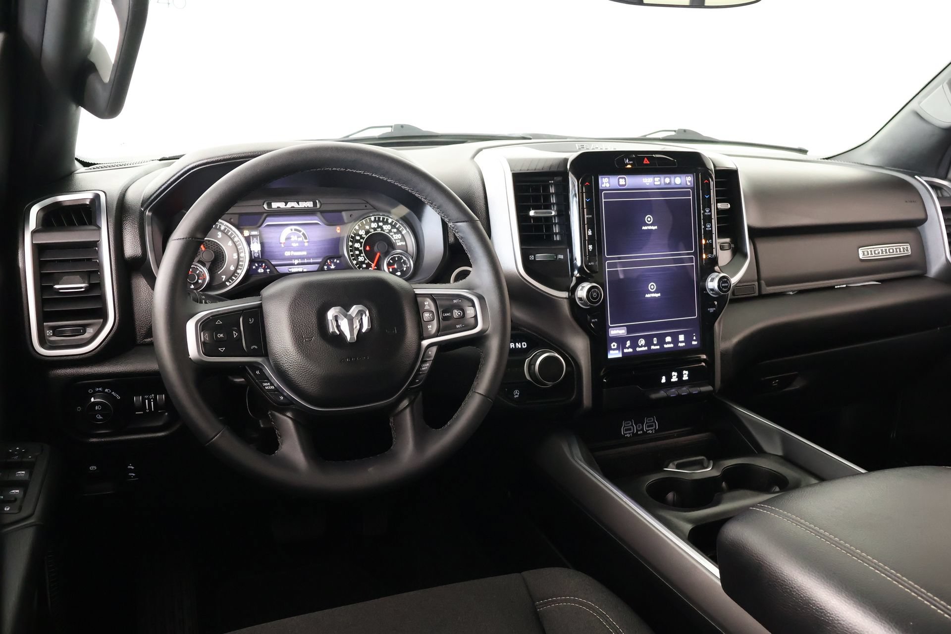 Used 2025 RAM 1500 Big Horn RWD image 2