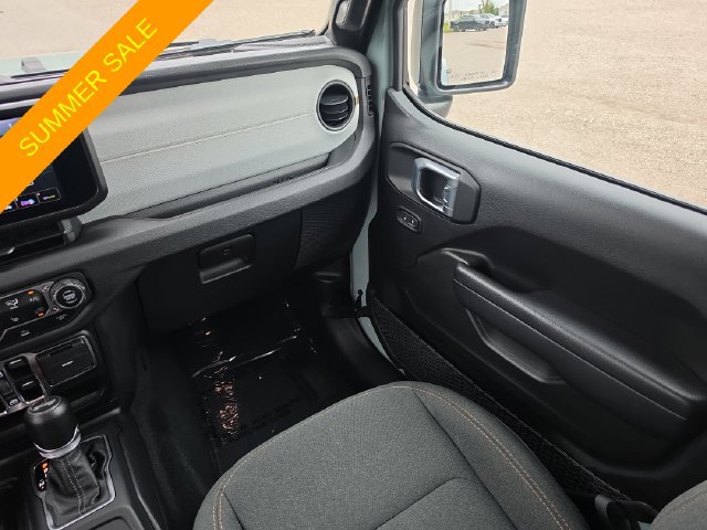Certified 2024 Jeep Wrangler Unlimited w/ Convenience Group AWD/4WD image 12