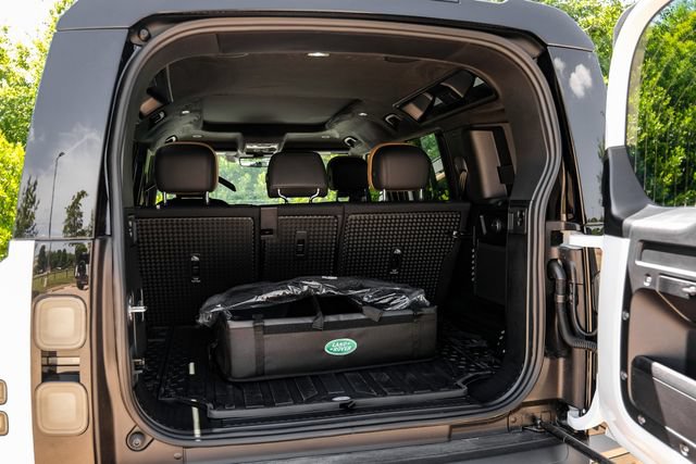 New 2026 Land Rover Defender 110 V8 AWD/4WD image 67