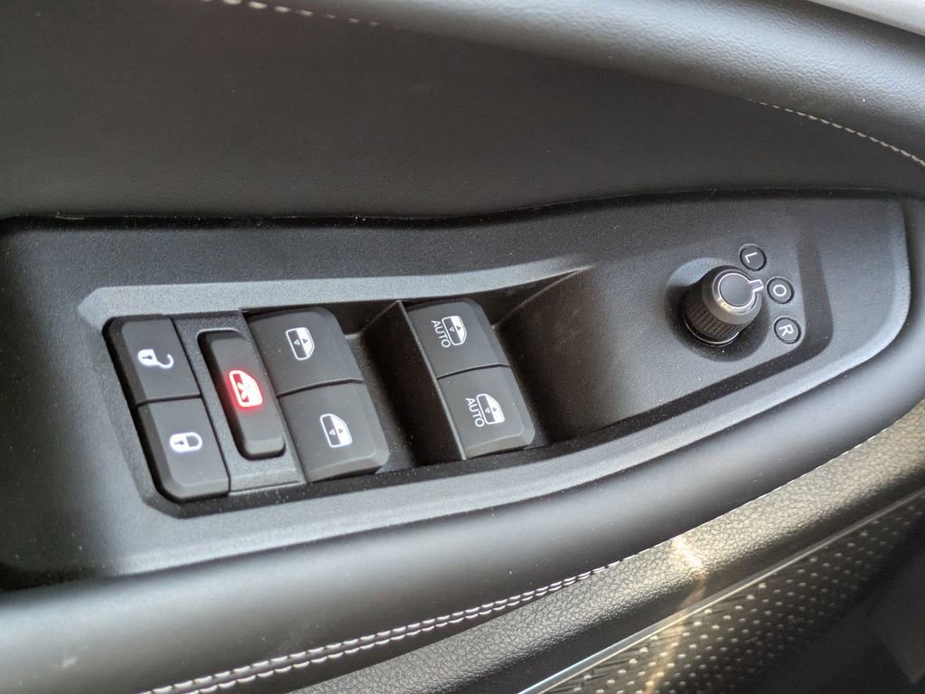 Used 2026 Jeep Grand Cherokee Limited image 26