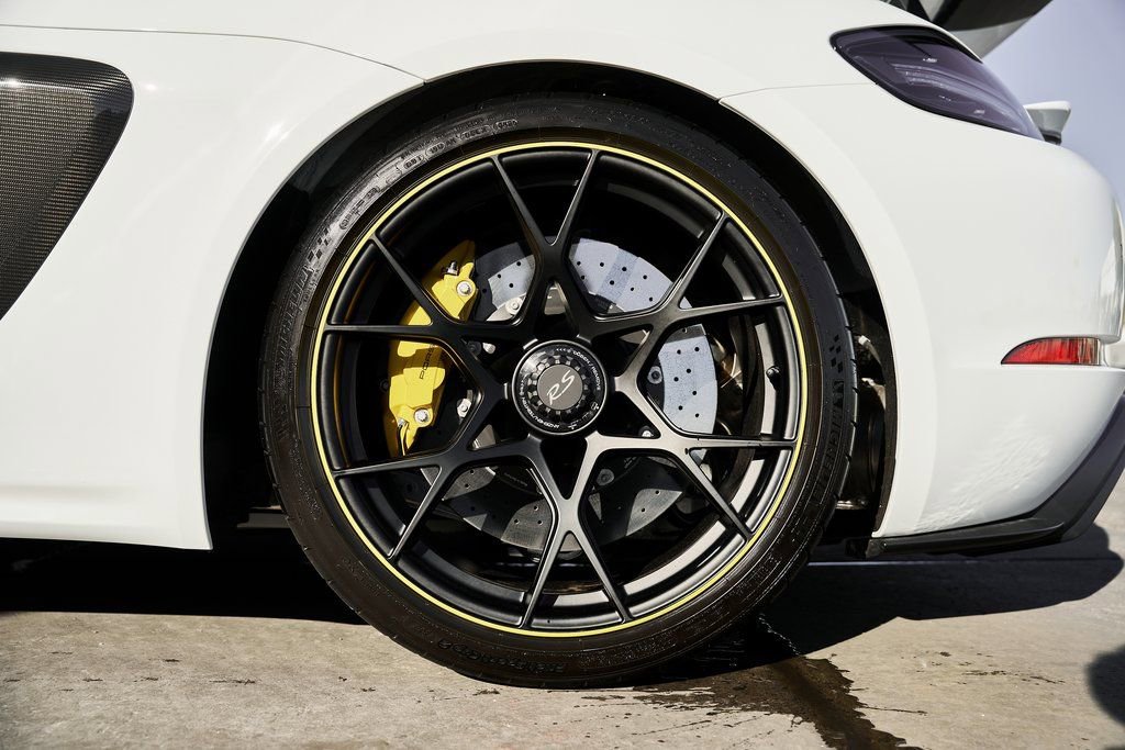 Used 2025 Porsche 718 Cayman GT4 RS w/ Weissach Package image 15