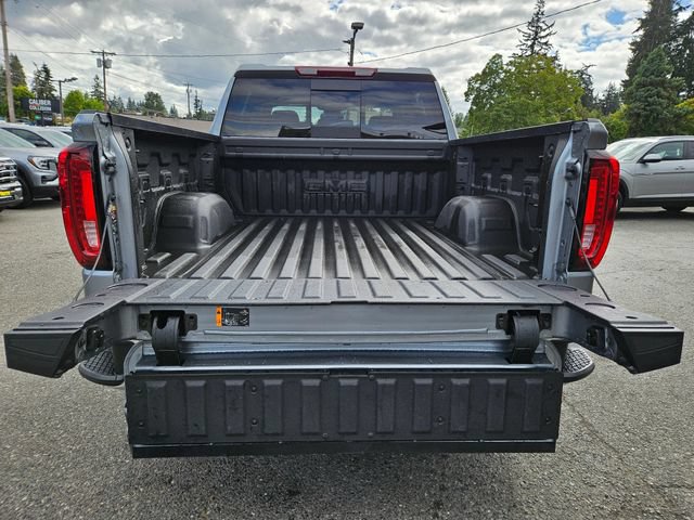New 2026 GMC Sierra 1500 SLT w/ SLT Premium Package AWD/4WD image 13