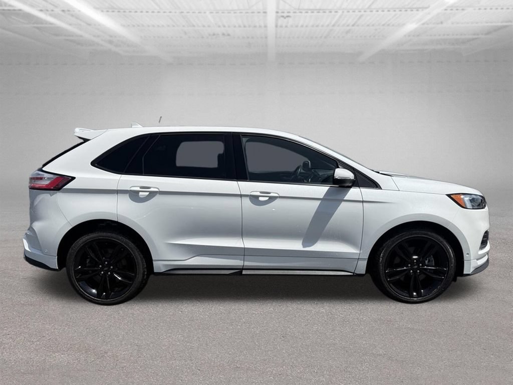 Used 2020 Ford Edge ST w/ Equipment Group 401A AWD/4WD image 3