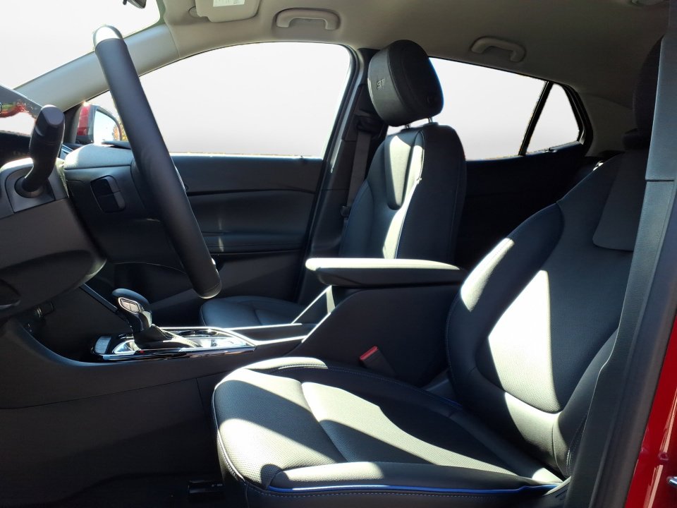 New 2026 Buick Encore GX Sport Touring w/ Comfort Package image 13