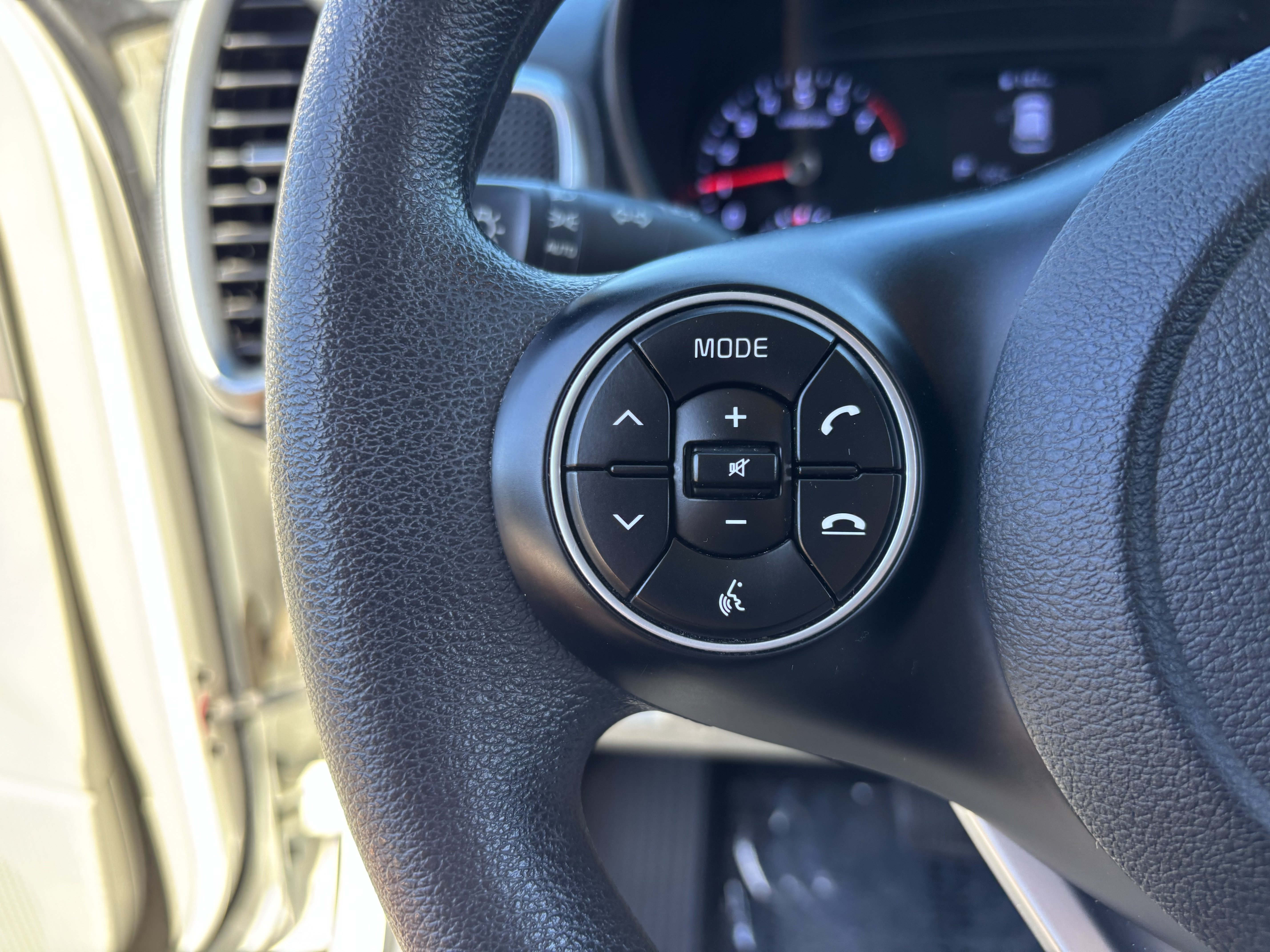 Certified 2021 Kia Soul LX FWD image 25