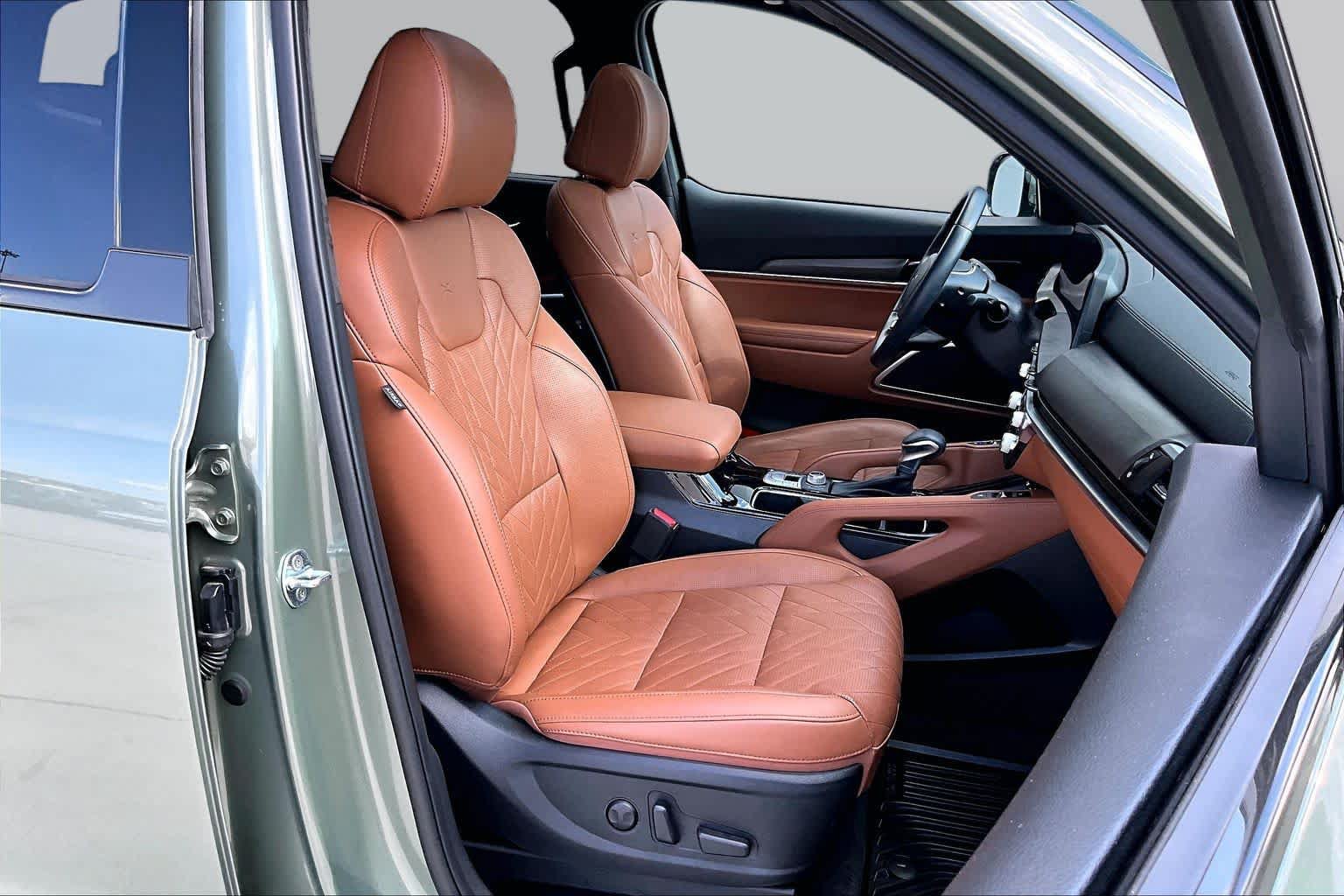 Certified 2025 Kia Telluride SX Prestige X-Line AWD/4WD image 9