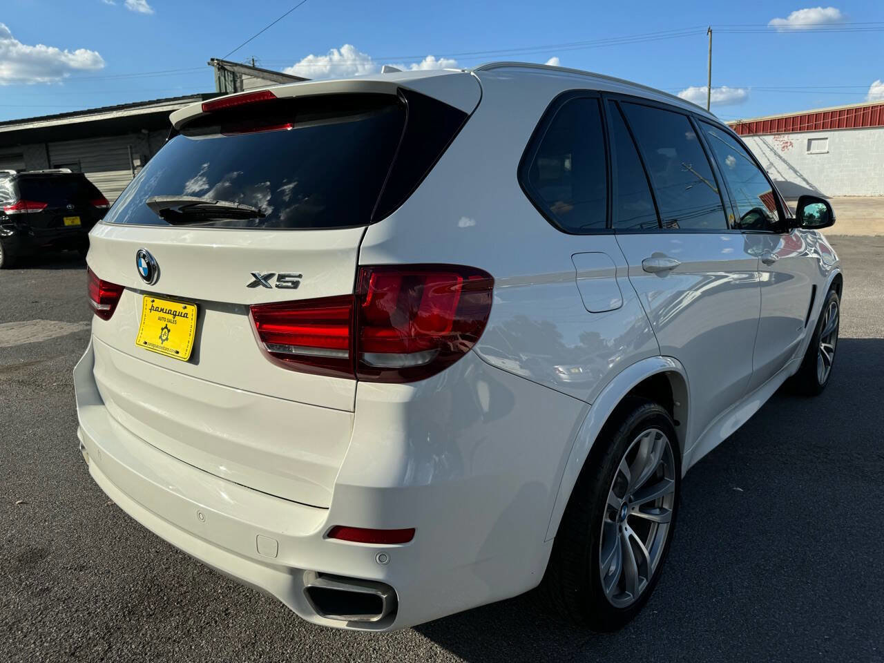 Used 2018 BMW X5 sDrive35i w/ M Sport Package image 17