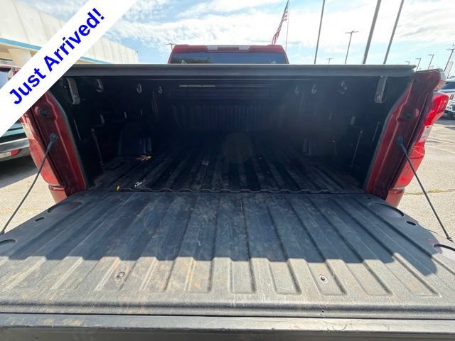 Used 2022 Chevrolet Silverado 1500 RST w/ LPO, Blackout Package AWD/4WD image 21