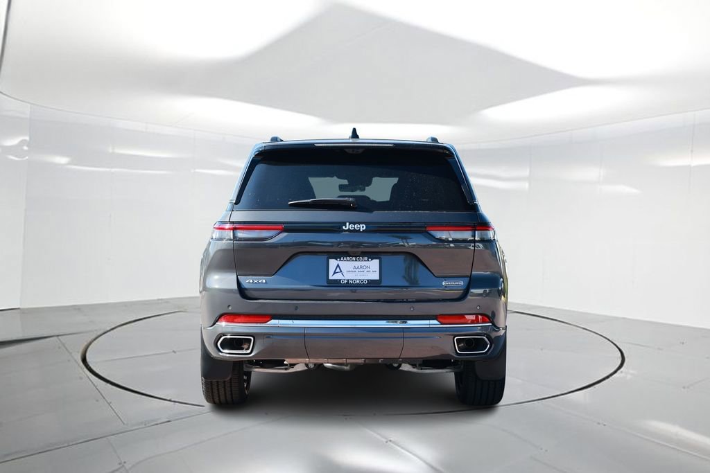 New 2025 Jeep Grand Cherokee Overland w/ Luxury Tech Group IV image 3