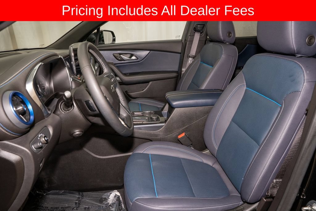 Used 2023 Chevrolet Blazer RS w/ Driver Confidence II Package FWD image 12