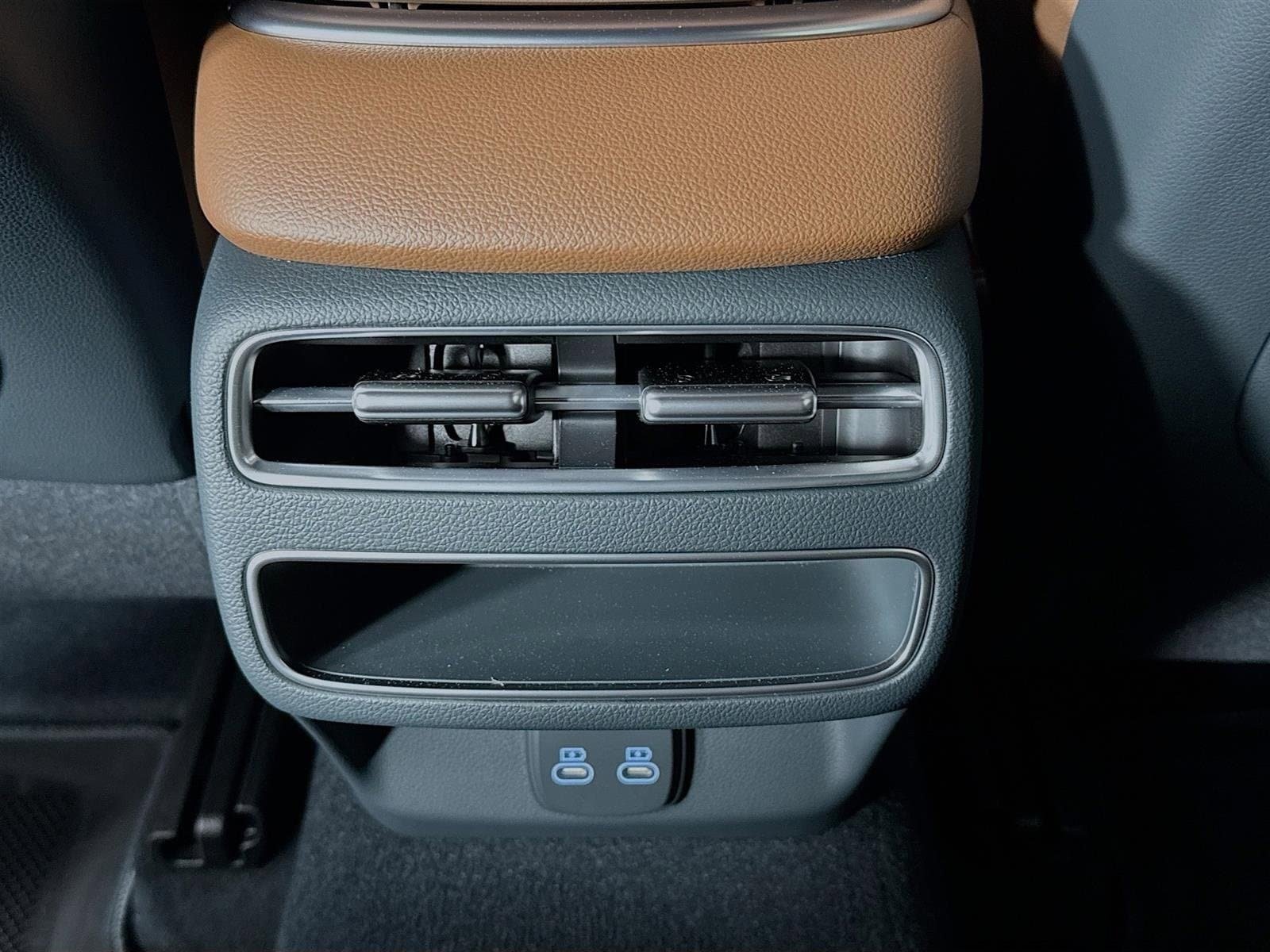 New 2026 Genesis GV70 2.5T Advanced AWD/4WD image 27