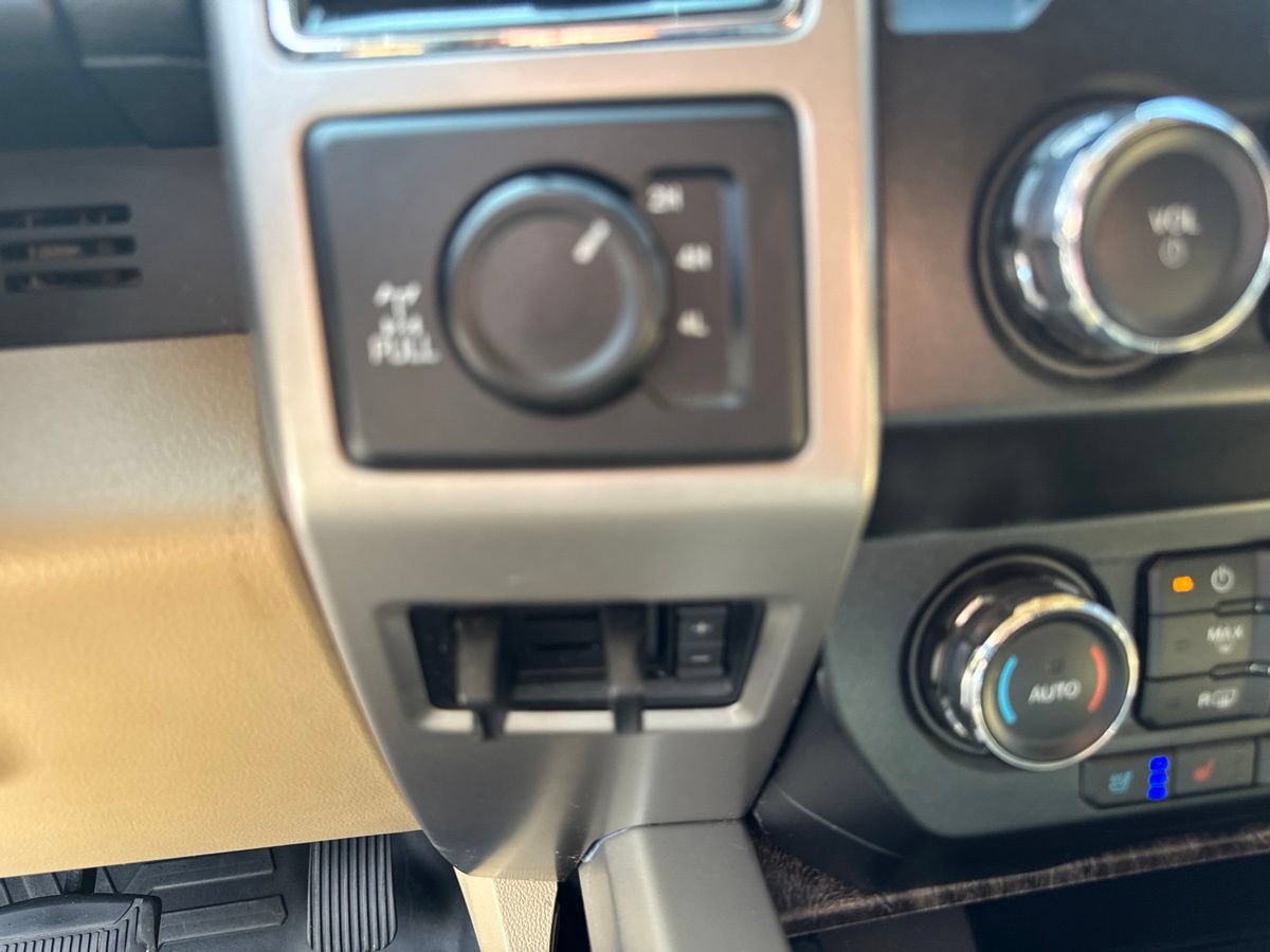 Used 2019 Ford F250 Lariat w/ Chrome Package AWD/4WD image 25