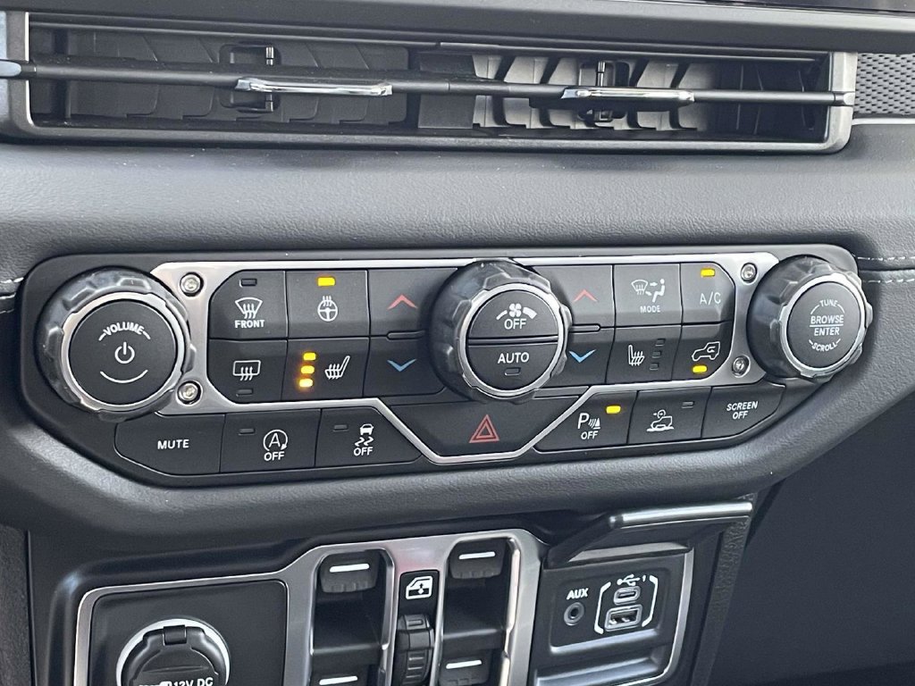 New 2026 Jeep Gladiator Rubicon AWD/4WD image 38