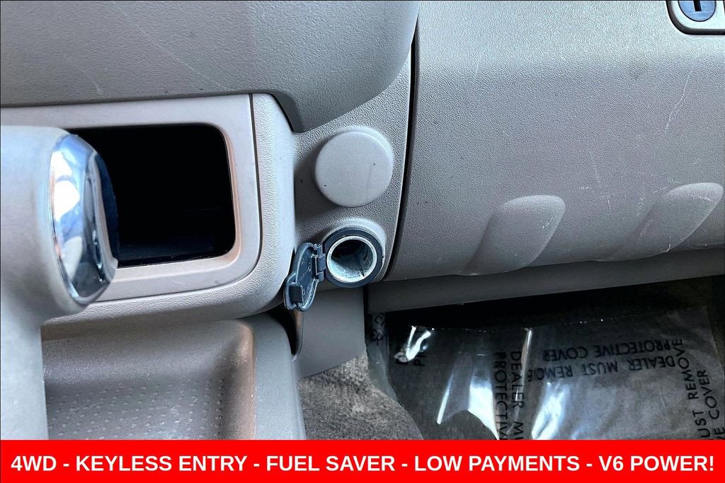 Used 2012 Nissan Frontier SV RWD image 16