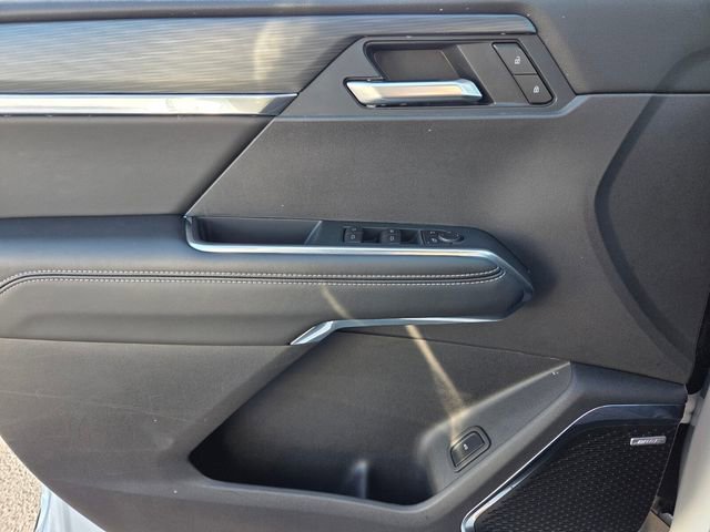 Used 2025 GMC Acadia Elevation FWD image 21