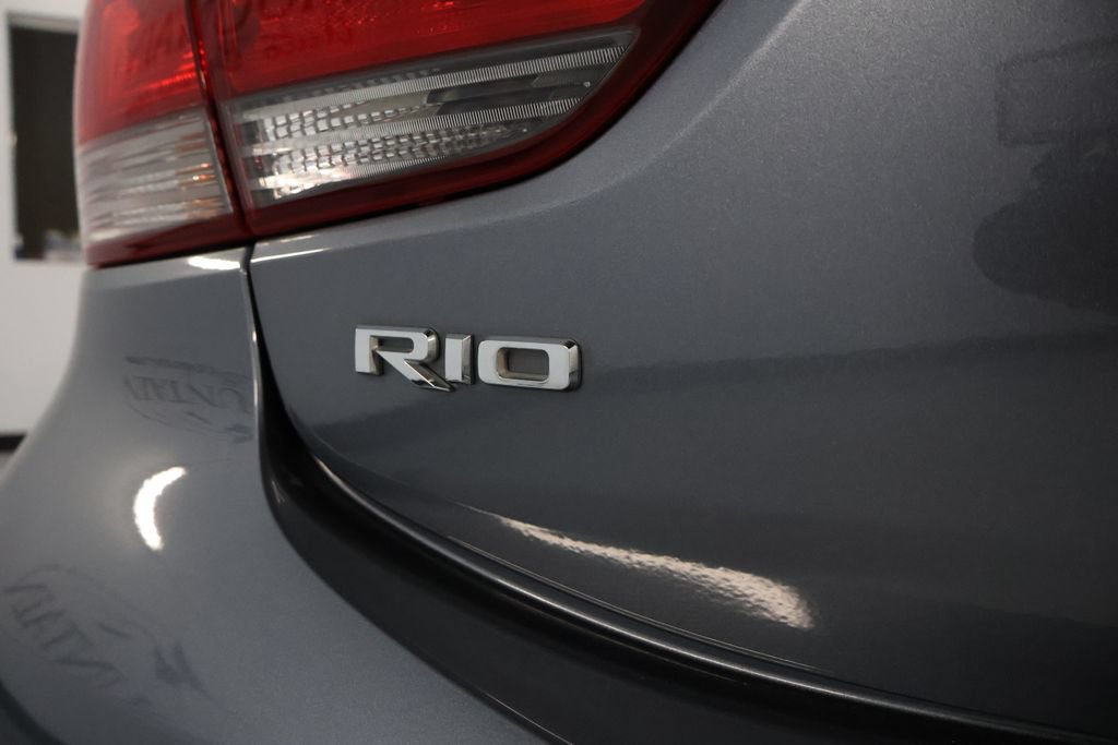 Used 2019 Kia Rio S FWD image 10