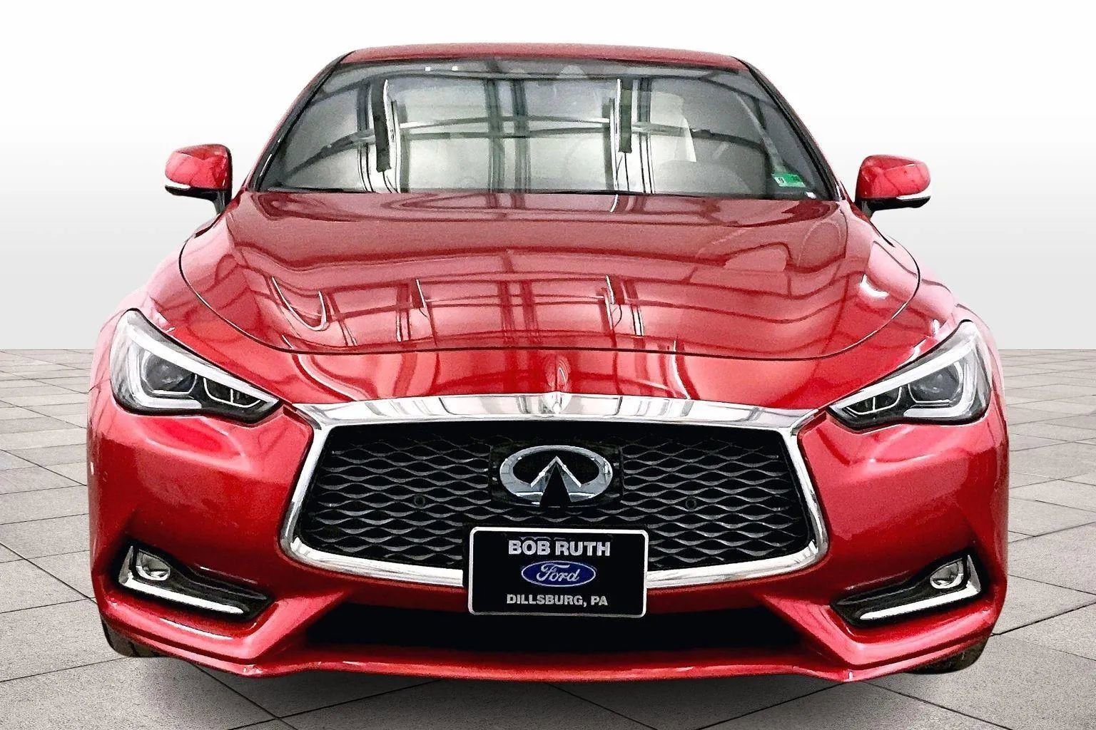 Used 2018 INFINITI Q60 Red Sport 400 w/ Pro Active Package image 3