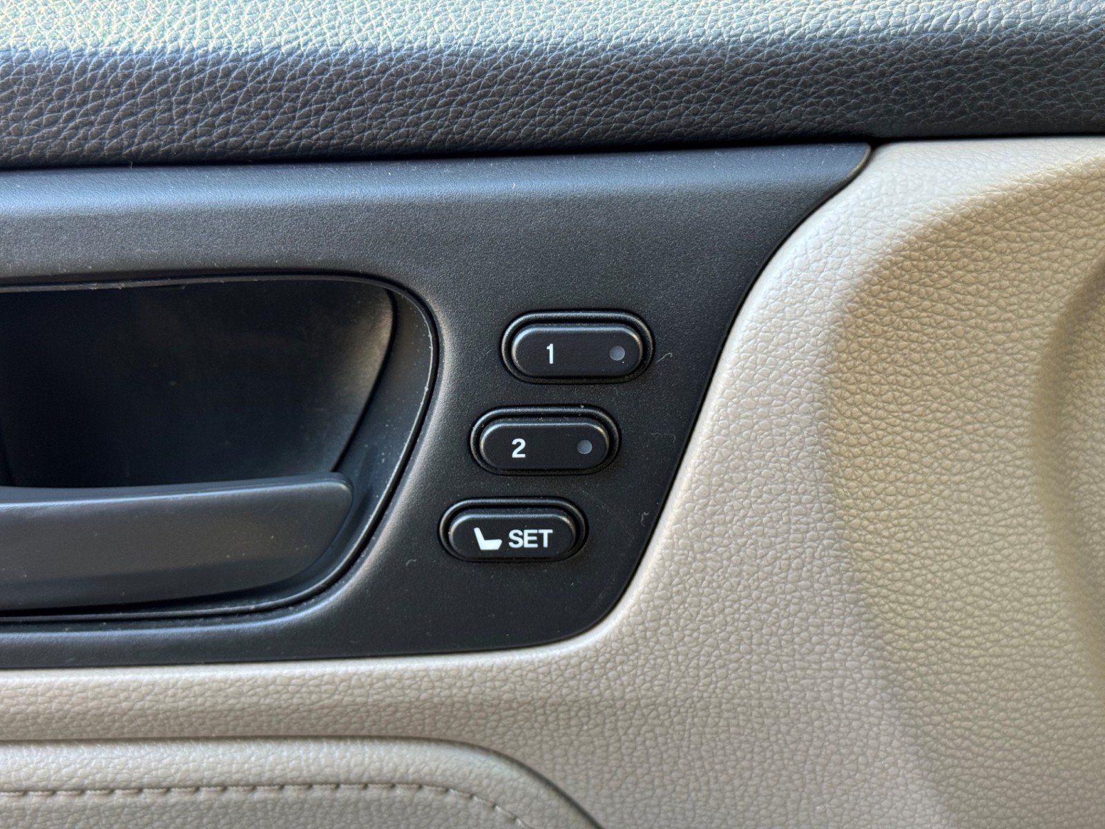 Used 2018 Honda Odyssey EX-L image 15