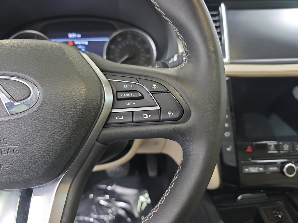 Used 2019 INFINITI QX50 Essential w/ Premium Heat Package AWD/4WD image 18