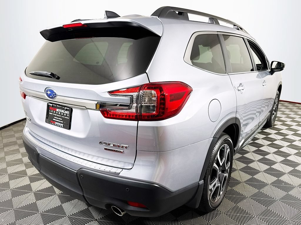 Used 2025 Subaru Ascent Limited AWD/4WD image 8