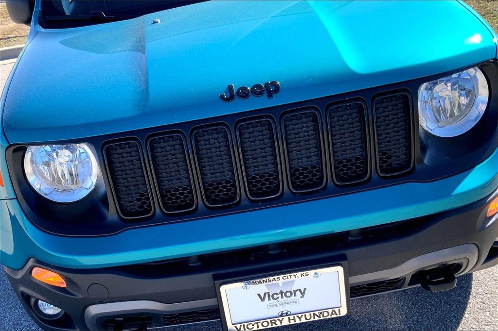 Used 2019 Jeep Renegade Sport image 24