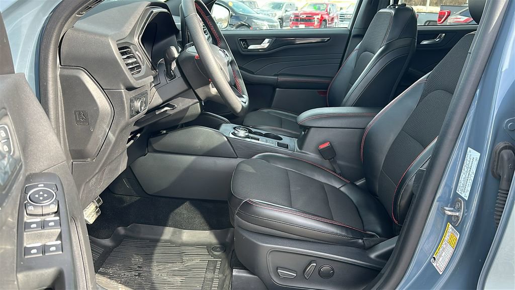 Used 2024 Ford Escape ST-Line w/ Tech Pack #1 image 14