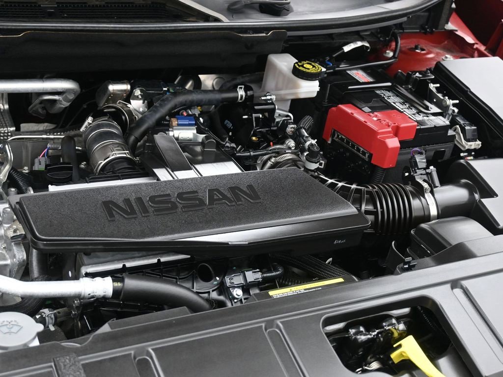 Certified 2025 Nissan Rogue S image 23