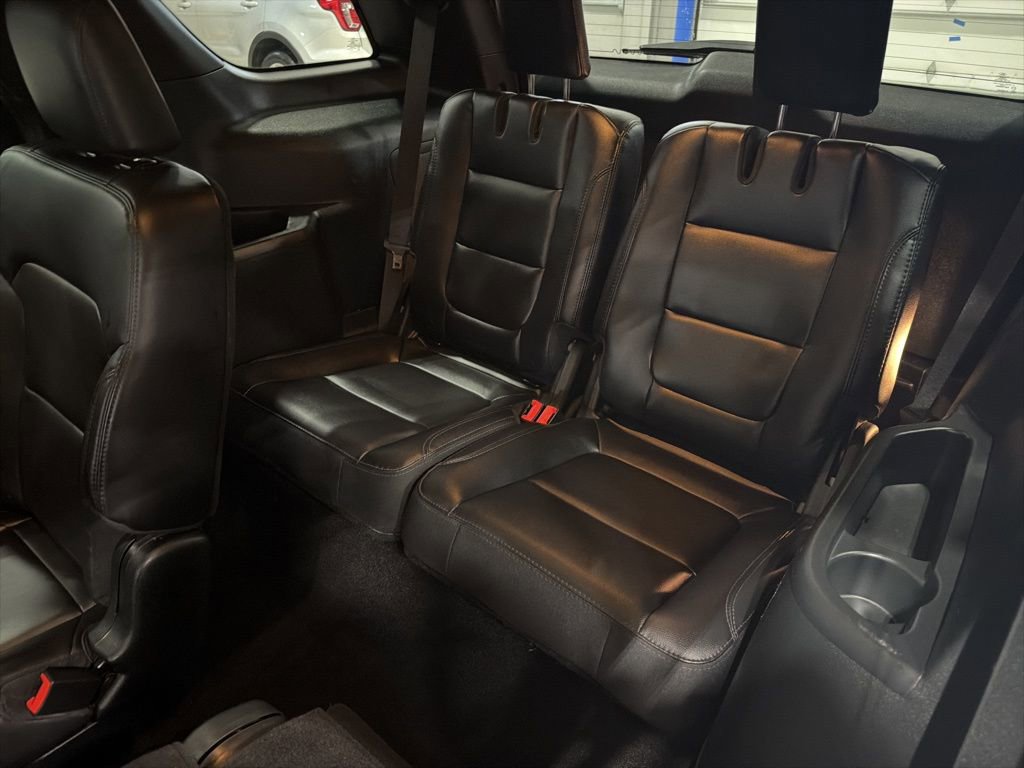 Used 2019 Ford Explorer XLT w/ Equipment Group 202A image 34