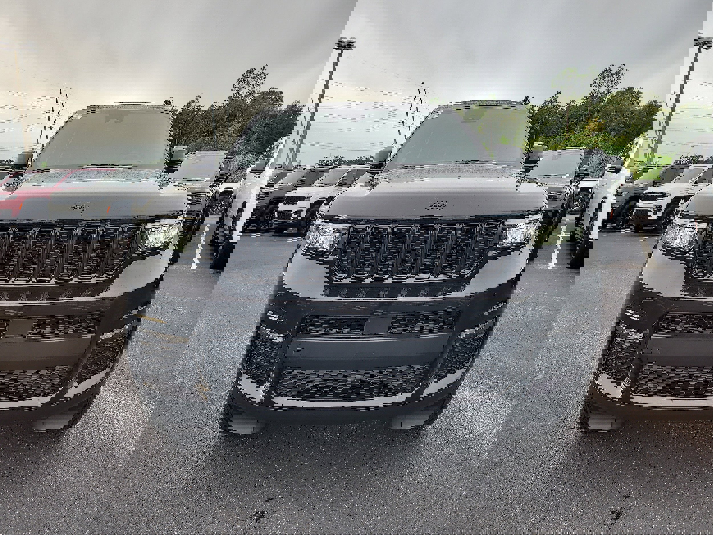 New 2025 Jeep Grand Cherokee L Limited w/ Black Appearance Package image 3